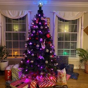 Meet your Posher, Varada